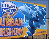 Bannerwerbung für eine Air Show