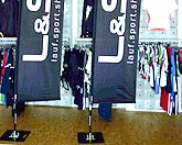 Double Tension Flags (Medium) im Lauf- und Sport Shop